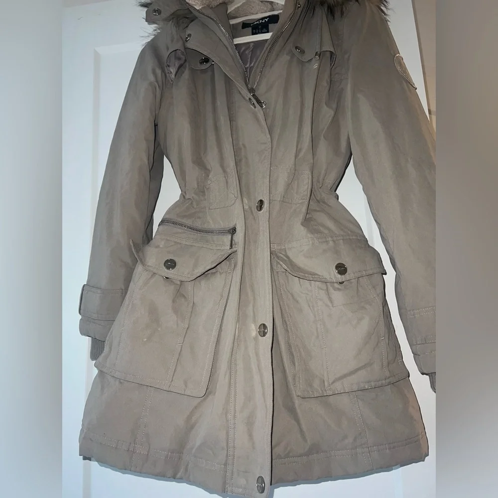 COPY - DKNY parka coat - Picture 2 of 6